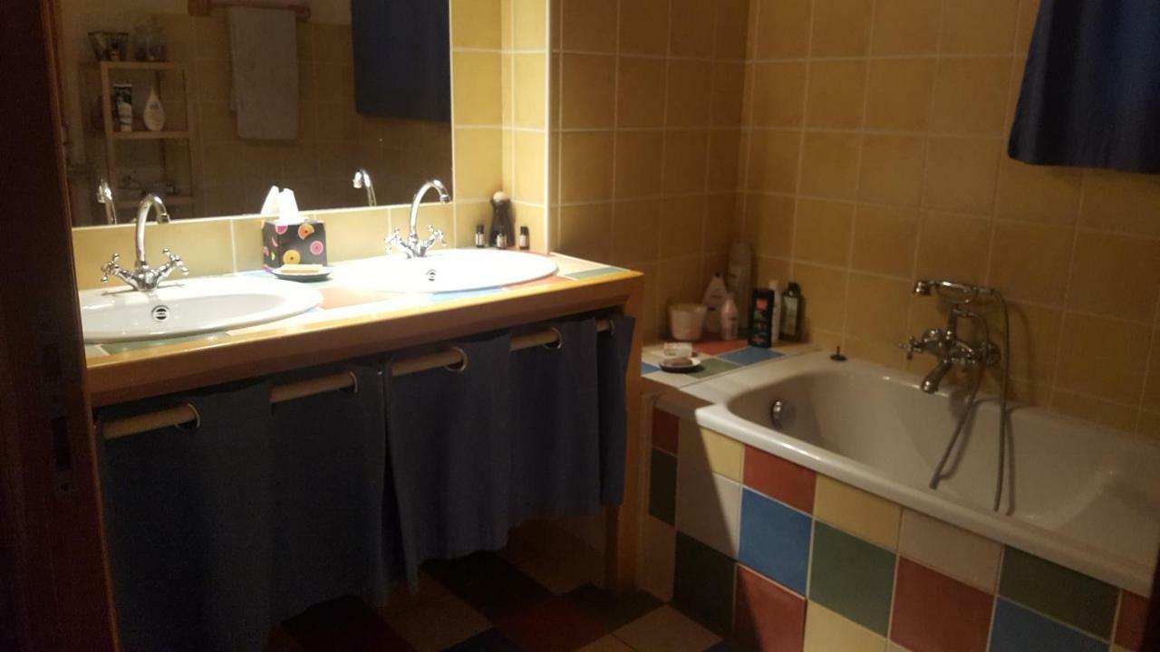 A La Campagne Andre De Chalencon Homestay Saint-Andre-de-Chalencon
