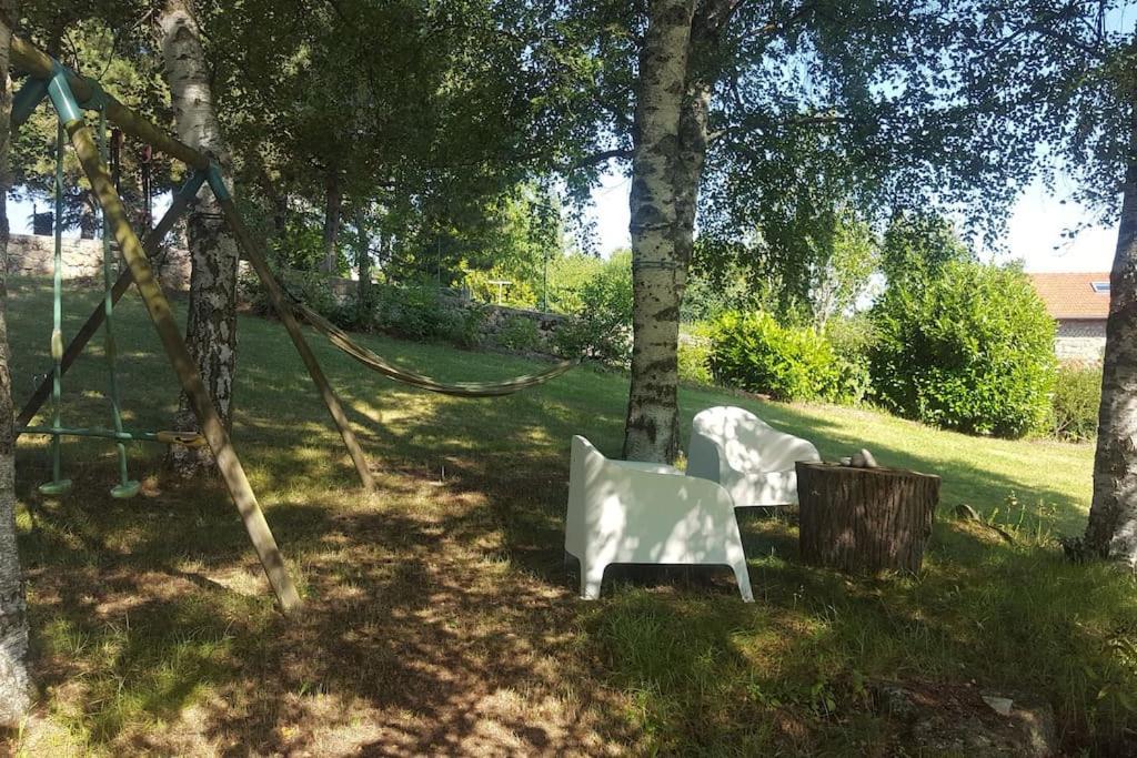 A La Campagne Andre De Chalencon *
